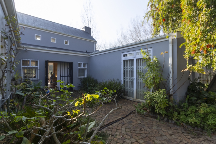 5 Bedroom Property for Sale in Jamestown Western Cape